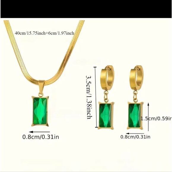 Gold Emerald Green Pendant Herringbone Snake Flat Necklace & Earrings Set - Picture 5 of 5